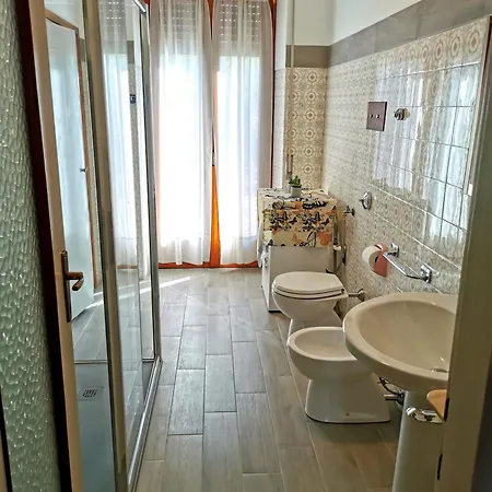 Maggiore House Holiday home *