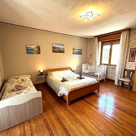Сasa de vacaciones Maggiore House